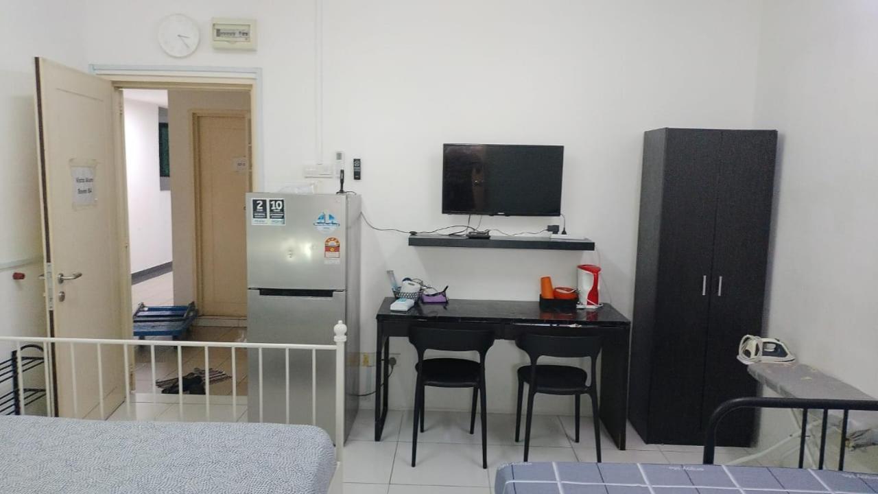 Vista Alam Serviced Apartment Near Idcc Sacc Pkns Uitm Msu Avisena شاه علام المظهر الخارجي الصورة