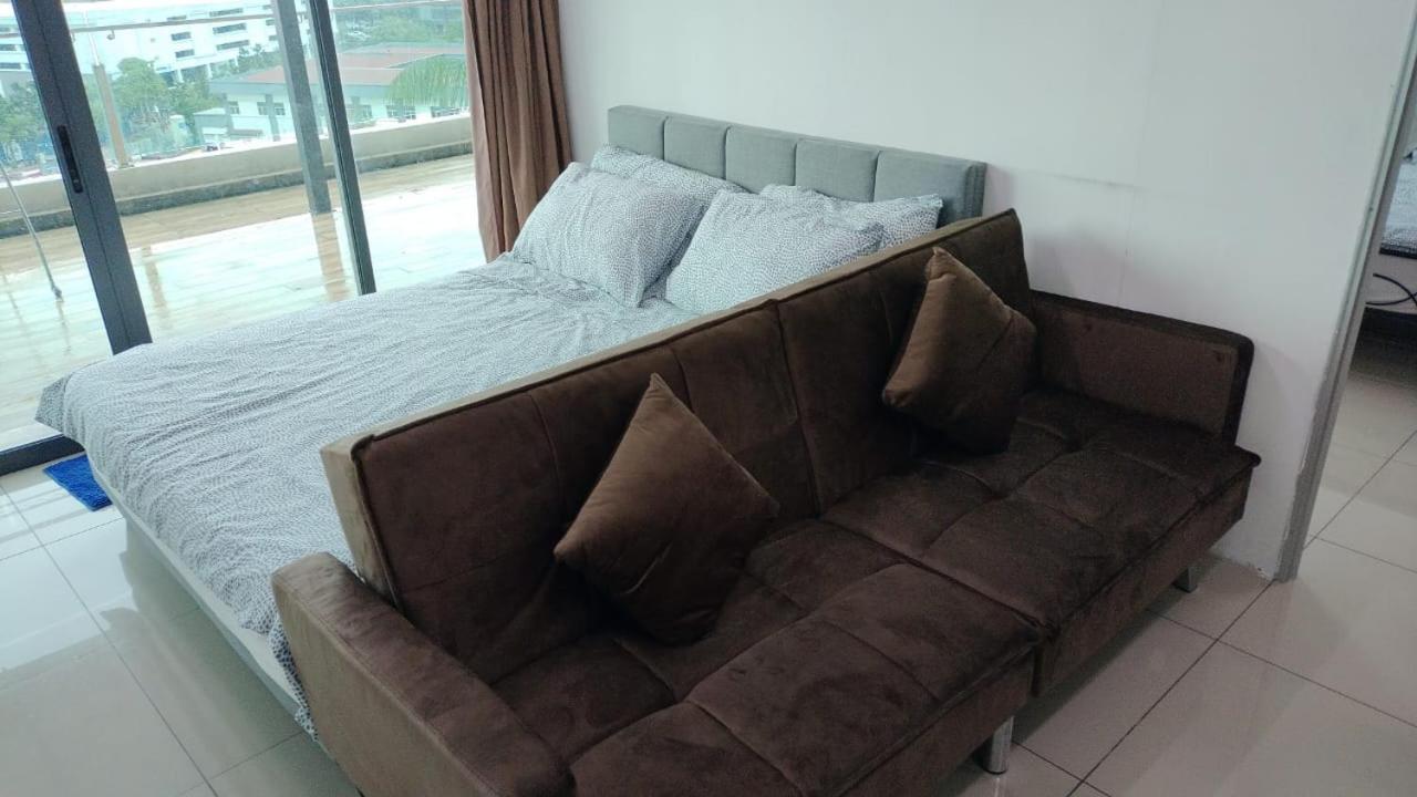 Vista Alam Serviced Apartment Near Idcc Sacc Pkns Uitm Msu Avisena شاه علام المظهر الخارجي الصورة
