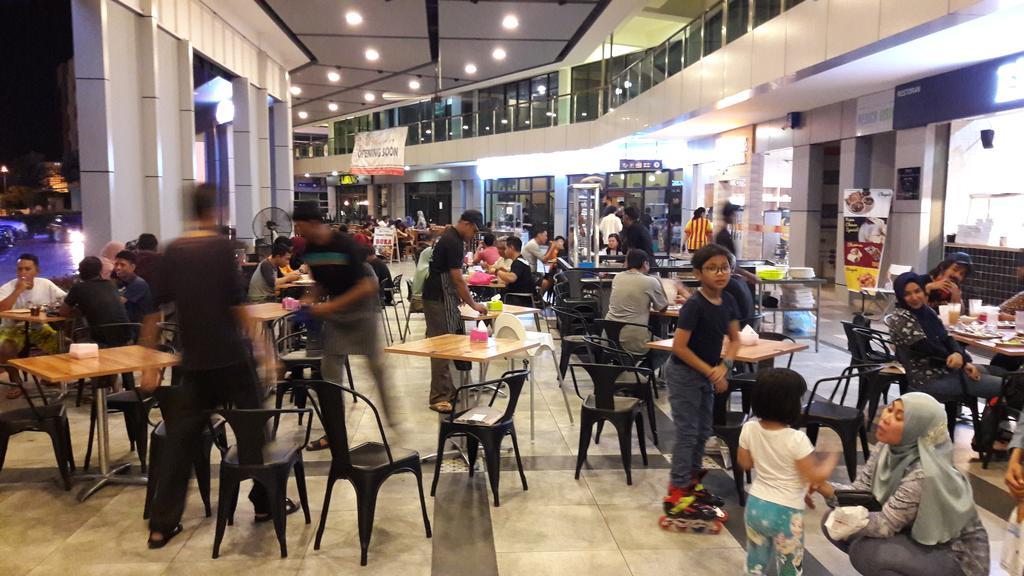 Vista Alam Serviced Apartment Near Idcc Sacc Pkns Uitm Msu Avisena شاه علام المظهر الخارجي الصورة